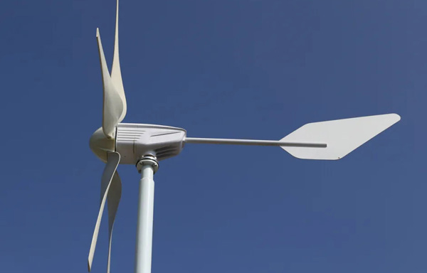 小型風(fēng)力發(fā)電機(jī)的尾翼功能