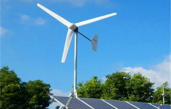 選擇小型風(fēng)力發(fā)電機(jī)的安裝地點(diǎn)