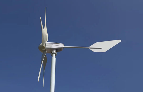 哪種風(fēng)力發(fā)電機(jī)符合防雷要求？