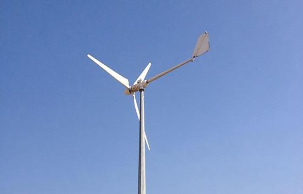 小型風力發(fā)電機設(shè)計尾翼的原因簡要分析