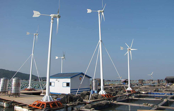 環(huán)保節(jié)能的小型風力發(fā)電機廣泛應(yīng)用于民用領(lǐng)域
